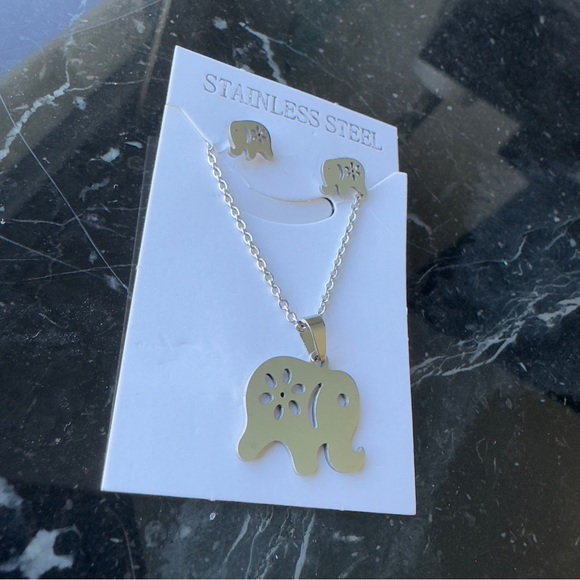 NEW Elephant Necklace + earrings Set STAINLESS STEEL - Picture 5 of 5